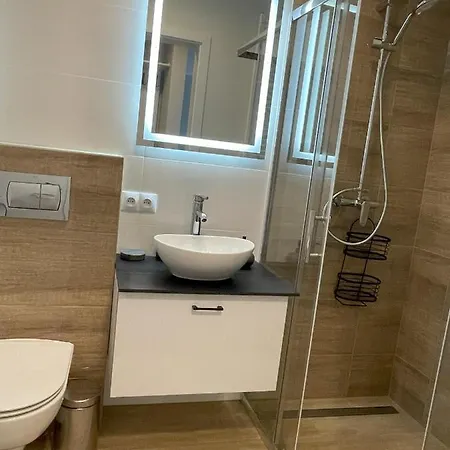 Apartment Wygodne Mieszkania Nova Mikolowska 135 *
